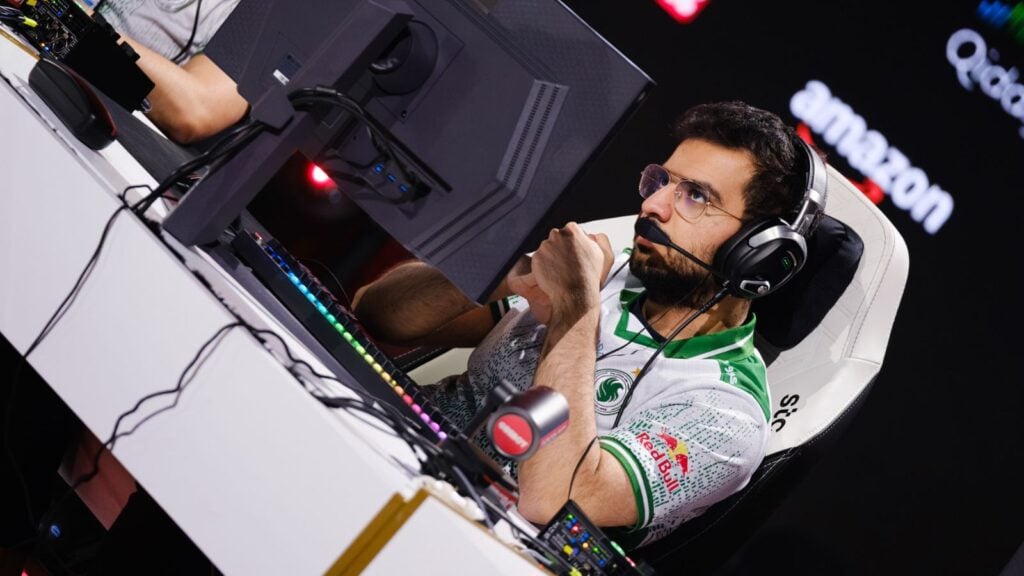 ATF из Team Falcons на Dota 2 Esports World Cup